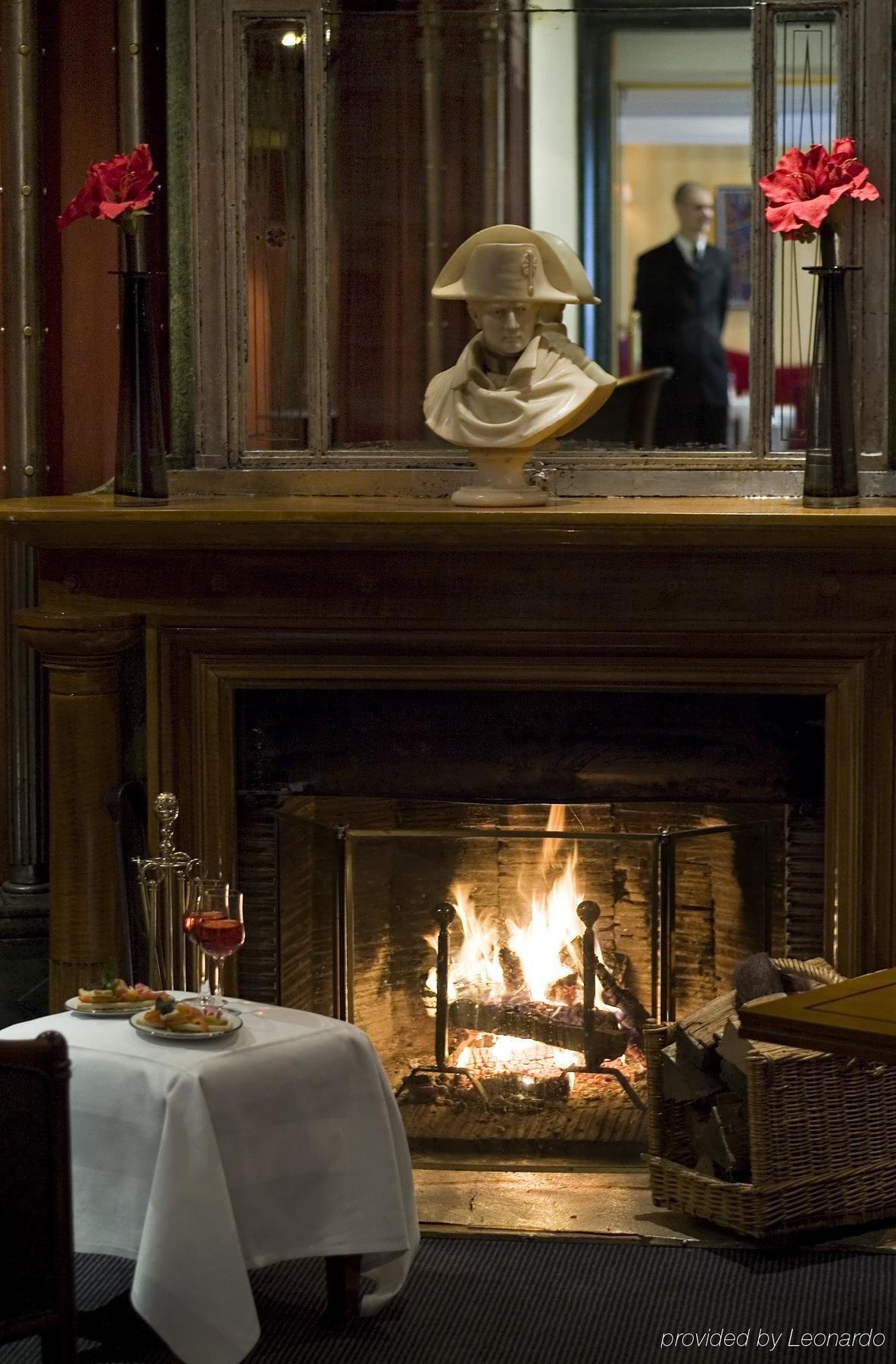 Hotel Restaurant Napoleon Фонтенбло Номер фото