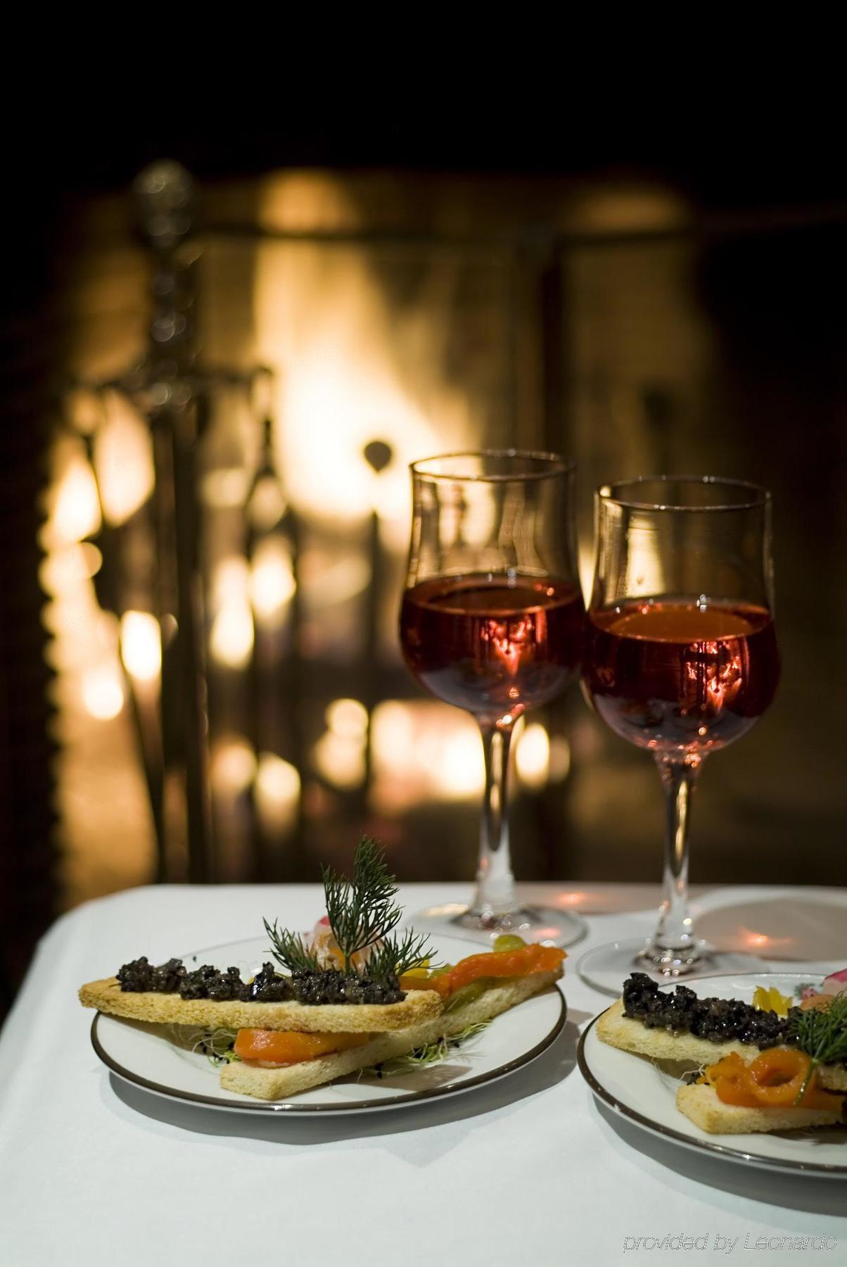 Hotel Restaurant Napoleon Фонтенбло Экстерьер фото