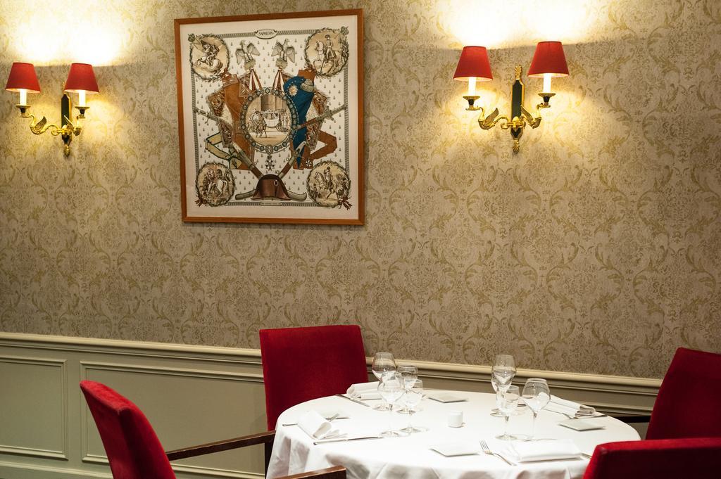 Hotel Restaurant Napoleon Фонтенбло Экстерьер фото